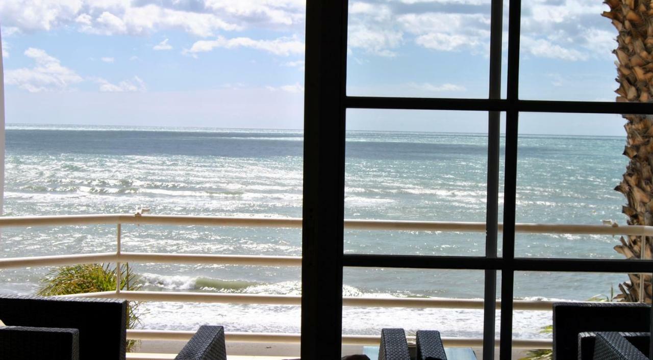Apartamento Frente Al Mar,Primera Linea Rincón de la Victoria Exterior foto